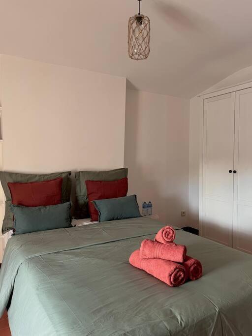 Appartement A Pied Du Centre Avec Place De Parking Arles Exteriör bild